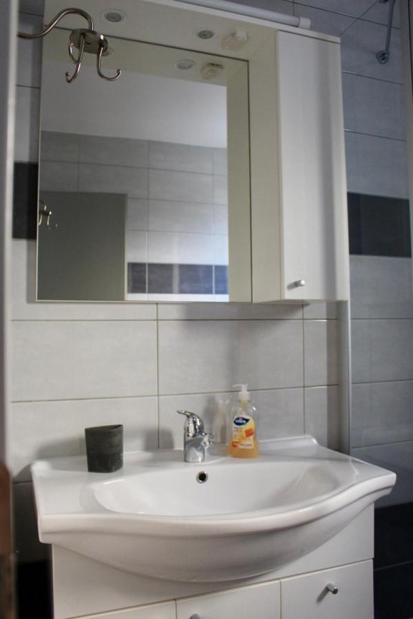 Filipovic Apartmani Medulin Bagian luar foto
