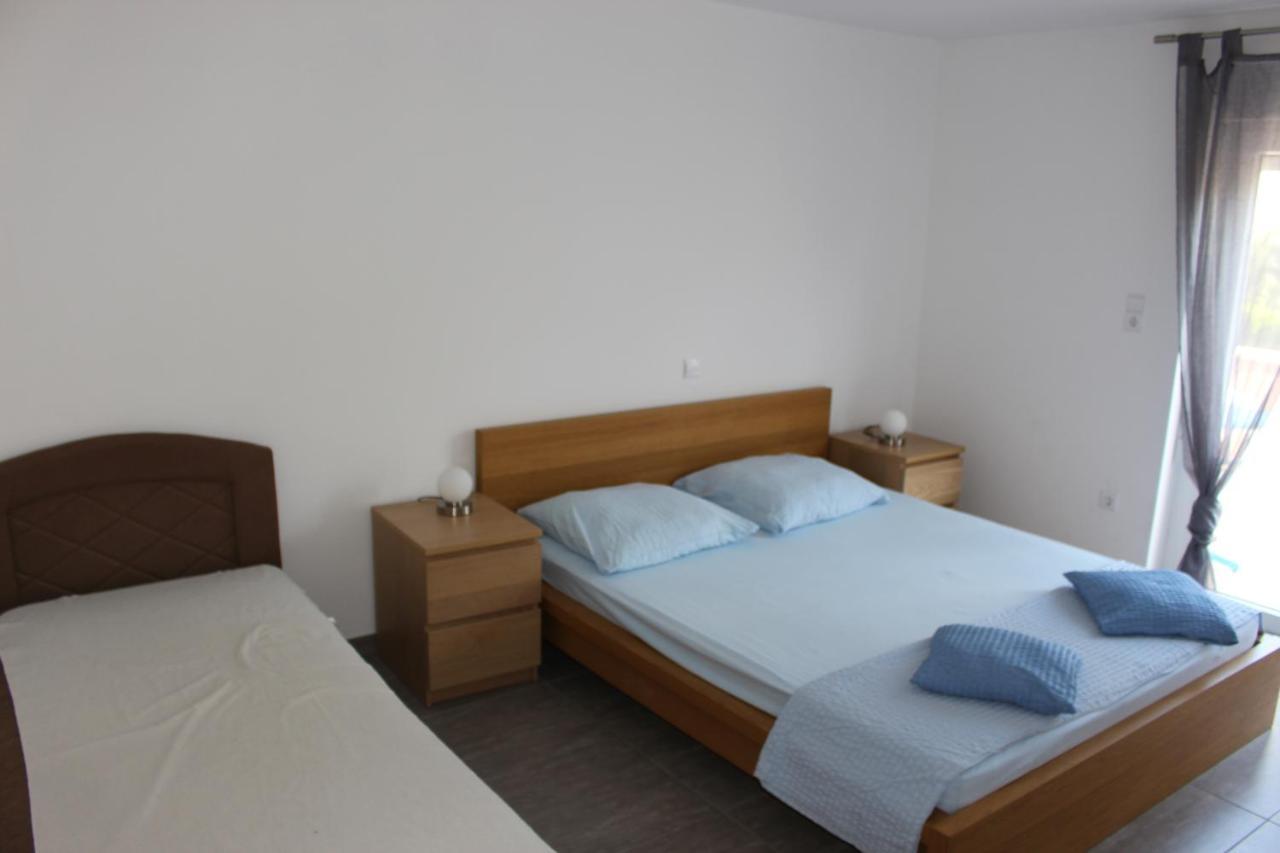 Filipovic Apartmani Medulin Bagian luar foto